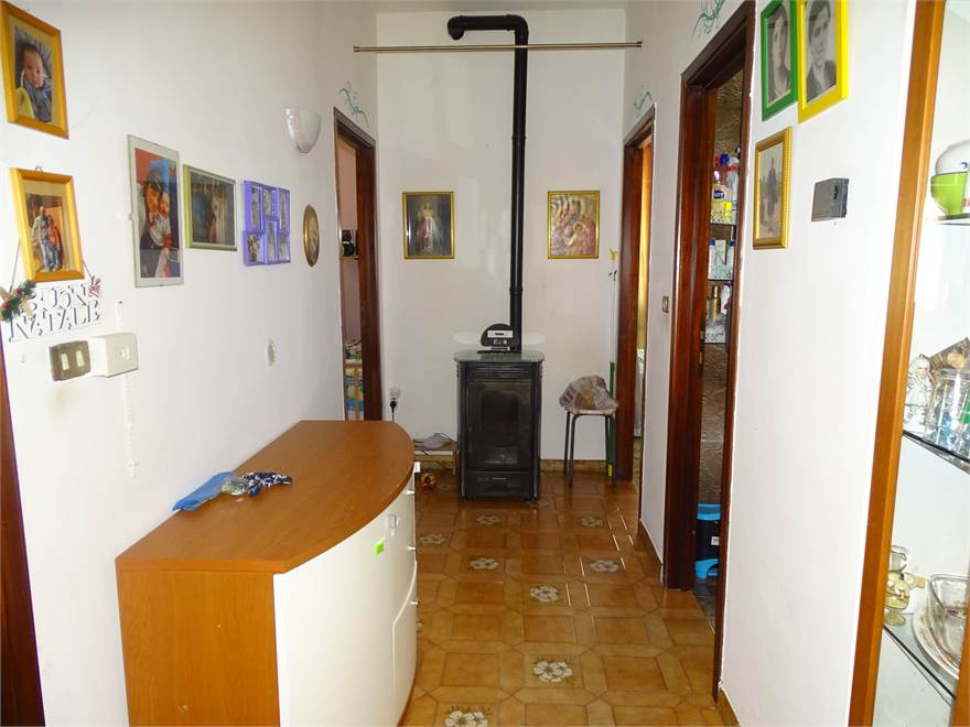 Photo 32