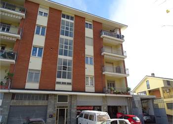 San Carlo C.se  Quadrilocale con terrazzo