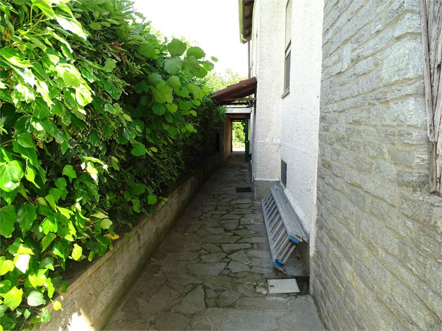 Photo 32